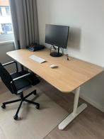 Verstelbaar Ikea bureau - 1 jr oud - MOET ZSM WEG, Ophalen, Gebruikt
