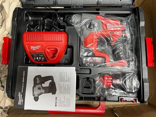 Milwaukee M12 CH402X - Klopboormachine + 2 Accu's - Nieuw, Doe-het-zelf en Verbouw, Gereedschap | Boormachines, Nieuw, Boor- en/of Breekhamer