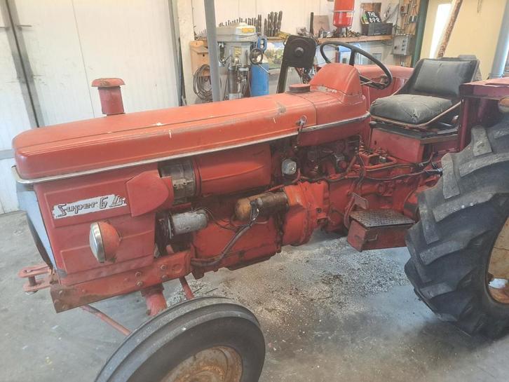 Renault super 6 trekker, Zakelijke goederen, Agrarisch | Tractoren, tot 80 Pk, Gebruikt, Ophalen of Verzenden