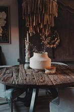 Robuuste houten ronde eettafel, landelijk/sober, Ophalen, Gebruikt, Rond, Vijf personen of meer