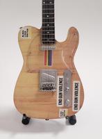 Harry Styles miniatuur gitaar van hout 25cm mini guitar deco, Verzamelen, Info@deconoord.nl, Verzenden, Deco Noord, Nieuw