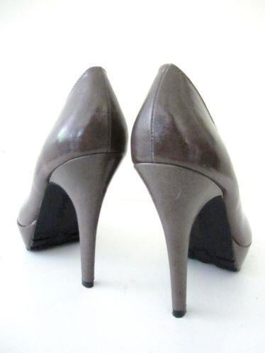 Sexy olijf groene pumps 37 | Gratis verzenden, Verzenden, Zo goed als nieuw, Schoenen met hoge hakken, Groen