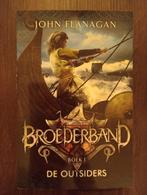 Broederband - De Outsiders (John Flanagan), Boeken, Ophalen of Verzenden, Nieuw, Fictie