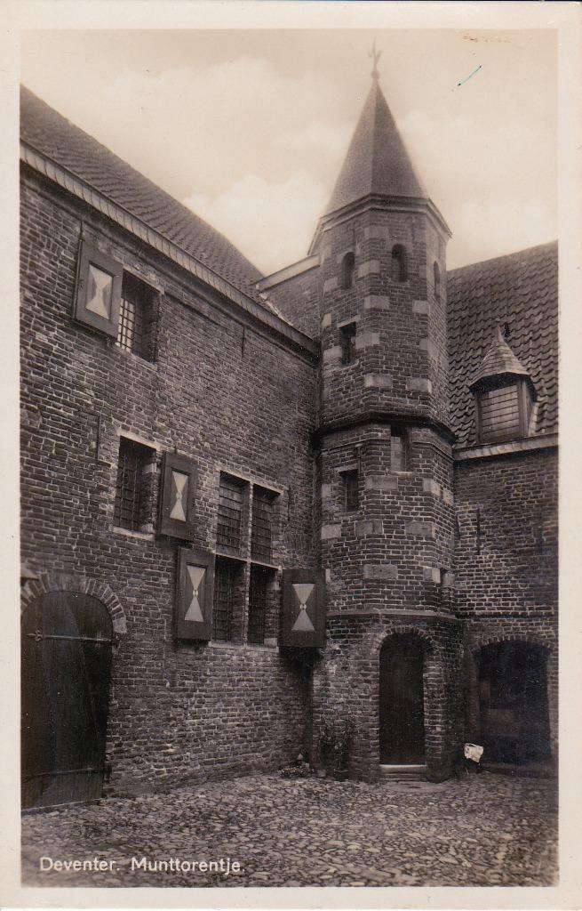 00077 - Deventer - Munttorentje, Verzamelen, Ansichtkaarten | Nederland, Ongelopen, Overijssel, 1920 tot 1940, Verzenden