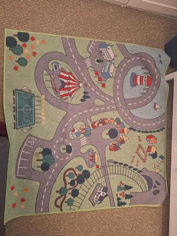 Speelkleed 130x130 - Rookvrij & Huisdiervrij beschikbaar voor biedingen