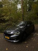 BMW 118i M-Sport | Automaat | Schuif-/Kanteldak | Vol opties, Auto's, BMW, 65 €/maand, 136 pk, USB, Alcantara