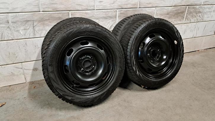 Winterbanden C2 C3 Berlingo Xsara 206 207 Partner 185/55/15, Auto-onderdelen, Banden en Velgen, Banden en Velgen, Winterbanden