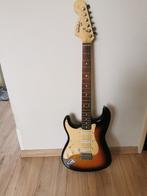 Fender elektrische gitaar linkshandig met Fender versterker, Muziek en Instrumenten, Snaarinstrumenten | Gitaren | Elektrisch