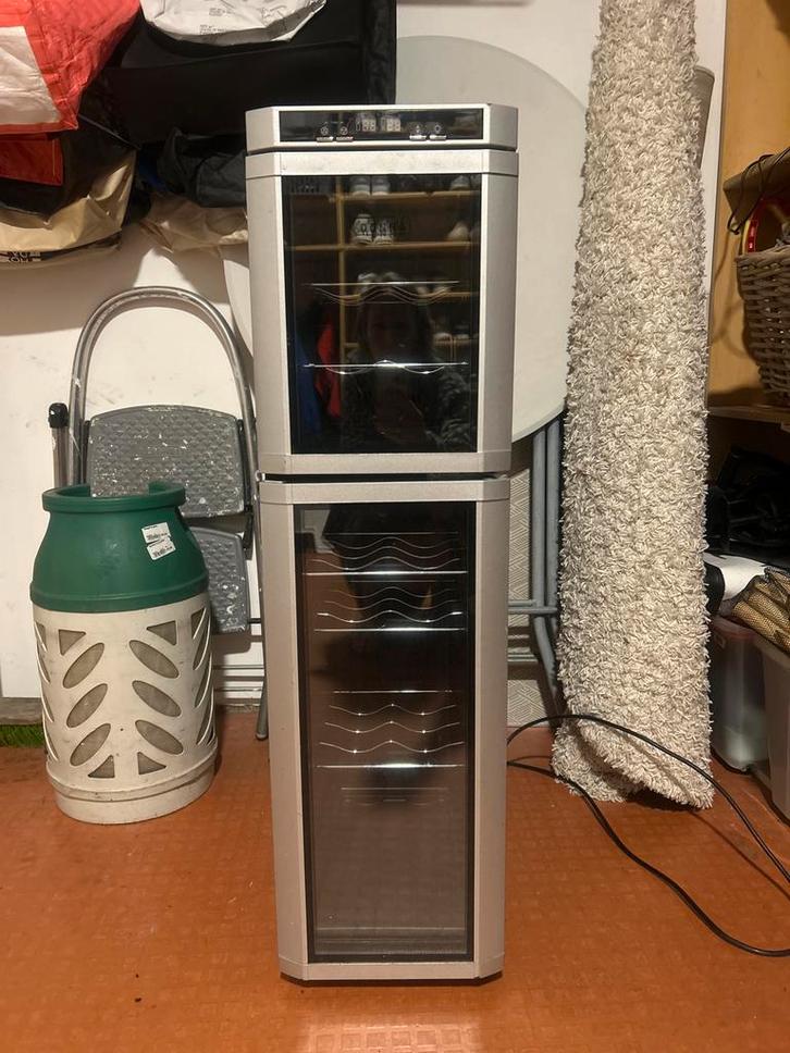 Wijnkoelkast - Compact Model, Witgoed en Apparatuur, Koelkasten en IJskasten, Gebruikt, Zonder vriesvak, Minder dan 75 liter, 85 tot 120 cm