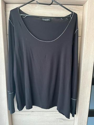 Shirt van Head over Heels beschikbaar voor biedingen