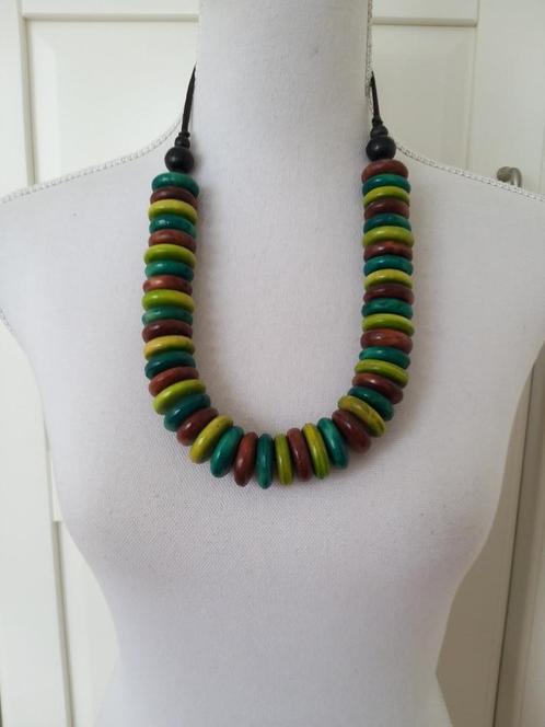 Vintage bruin groene houten kralen schijfjes ketting, Sieraden, Tassen en Uiterlijk, Kettingen, Gebruikt, Overige materialen, Groen