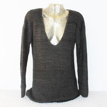 Mooie Superdry Trui - 88 (M) € 45,- beschikbaar voor biedingen
