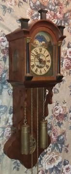 mahoniehouten staartklok met koperen gewichten, Antiek en Kunst, Antiek | Klokken, Ophalen