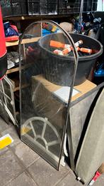 Twee hoge ramen met de afronding aan bovenkant, goede staat, Doe-het-zelf en Verbouw, Glas en Ramen, Ophalen, Minder dan 80 cm