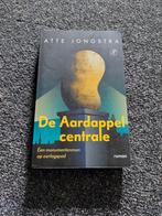 Atte Jongstra - De Aardappelcentrale, Atte Jongstra, Ophalen of Verzenden, Zo goed als nieuw, Nederland