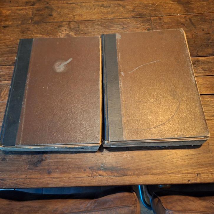 150 weekbladen. DE SPIEGEL in twee zware boeken ingebonden, Antiek en Kunst, Antiek | Boeken en Bijbels, Ophalen