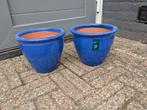 2 buitenpotten, Tuin en Terras, Bloempotten, Ophalen, Tuin, Rond, Zo goed als nieuw