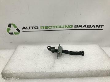 Deurvanger Rechts Achter Hyundai i10 ORIGINEEL 79490-0X000 beschikbaar voor biedingen