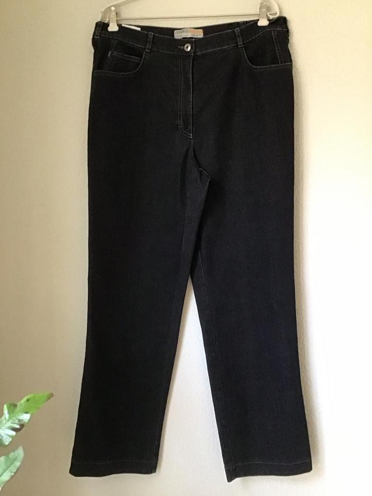 Zerres Jeans zwart maat 44, Kleding | Dames, Broeken en Pantalons, Zo goed als nieuw, Maat 42/44 (L), Zwart, Lang, Ophalen of Verzenden