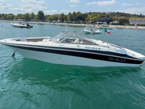 Four Winns H210 incl trailer (in super nette staat), Watersport en Boten, Speedboten, Zo goed als nieuw, 6 meter of meer, Benzine