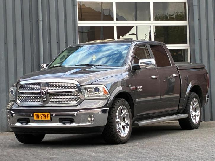 Dodge Ram 1500 5.7 V8 Quad Cab Laramie Schuifdak Camera Lede, Auto's, Dodge, Te koop, RAM 1500, 4x4, ABS, Airbags, Airconditioning