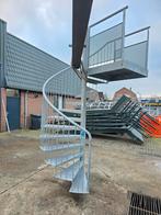 Stalen wenteltrap gegalv. Hoog 2.6mtr nob188, Ophalen, 2 tot 4 meter