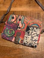 Handtas Desigual, Sieraden, Tassen en Uiterlijk, Tassen | Damestassen, Ophalen of Verzenden, Gebruikt, Overige kleuren, Schoudertasje
