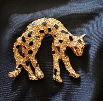 Mooie panterbroche goudkleurig beschikbaar voor biedingen