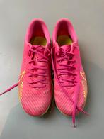 Nike voetbalschoenen kunstgras maat 42, Gebruikt, Maat XS of kleiner, Schoenen, Ophalen of Verzenden