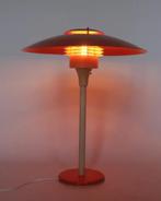Vintage Lyfa zalmroze tafellamp Deens design, Huis en Inrichting, Lampen | Tafellampen, Lyfa, Vestre Kongevej 4B 8260 Viby J Denmark