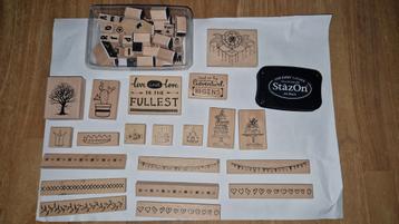Stazon inkt pad zwart en veel houten stempels beschikbaar voor biedingen