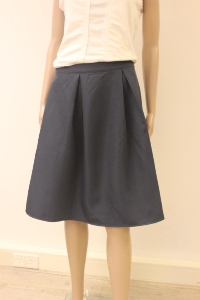 Vila donkerblauw rokje maat 40, Kleding | Dames, Rokken, Zo goed als nieuw, Maat 38/40 (M), Blauw, Knielengte, Ophalen of Verzenden
