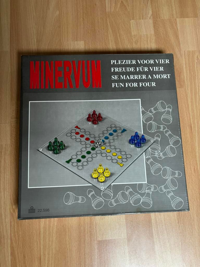 Glazen bordspel Mens Erger je Niet Nieuw, Drie of vier spelers, Ophalen of Verzenden, Nieuw