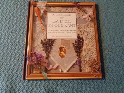 Lavendel en oud kant - Deborah Schneebell-Morrell, Boeken, Hobby en Vrije tijd, Nieuw, Ophalen of Verzenden