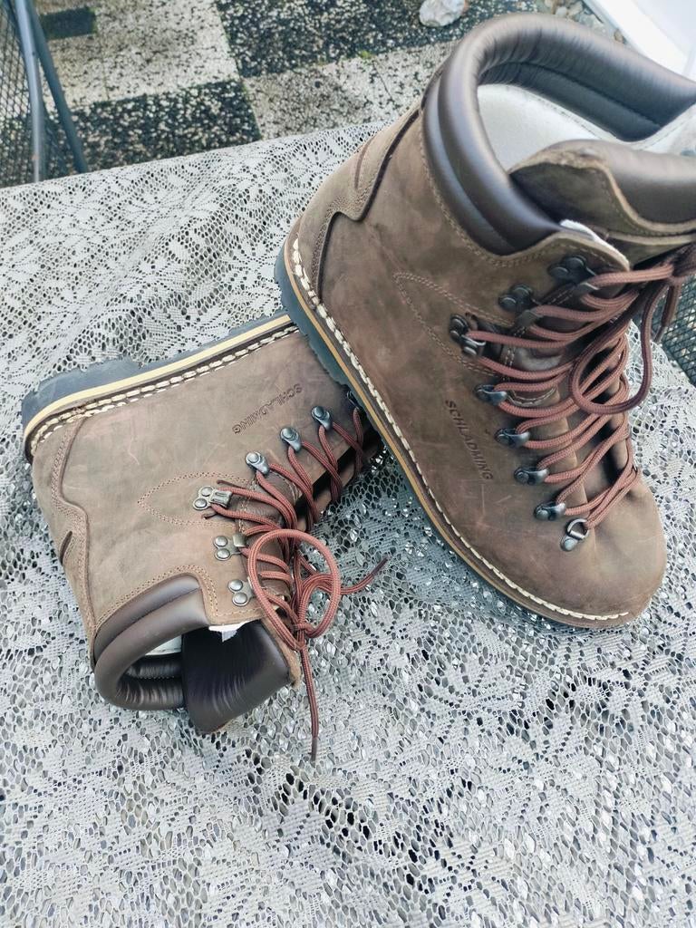 Schladming klassieke bergschoenen maat47 Heren dubbelgestikt, Sport en Fitness, Bergsport en Wandelen, Ophalen, Zo goed als nieuw
