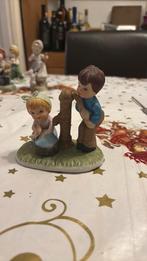 Porseleinen jongen en meisje bij kraan, Ophalen of Verzenden