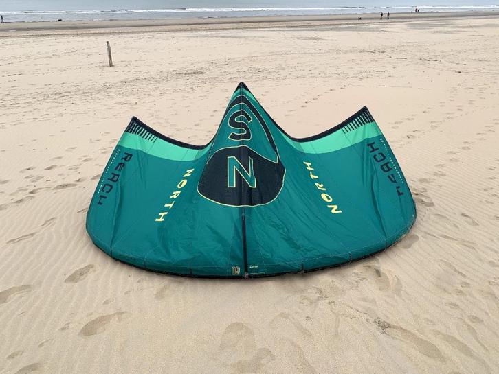 North Reach 9m (2025) ZGAN, Watersport en Boten, Kitesurfen, Zo goed als nieuw, Kite, 9 m², Geen board, Ophalen of Verzenden