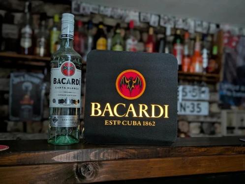 Bacardi lightbox met LED verlichting, Verzamelen, Merken en Reclamevoorwerpen, Nieuw, Lichtbak of (neon) lamp, Verzenden