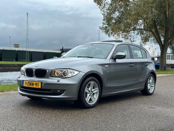 BMW 1-Serie 116I 5DR | Navi Groot | Stoelverw. | Schuif Dak beschikbaar voor biedingen