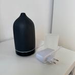 Minimalist Zwarte Aroma Diffuser/Humidifier met lichtfunctie, Ophalen of Verzenden, Zo goed als nieuw, Luchtbevochtiger