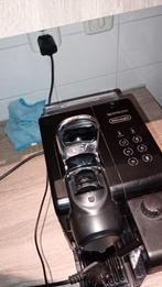 DeLonghi Nespresso Lattissima Touch (koffiecupmachine), Ophalen, Espresso apparaat, Zo goed als nieuw, Koffiepads en cups