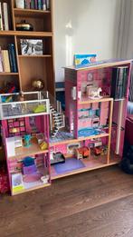 Groot barbiehuis van hout, Kinderen en Baby's, Speelgoed | Poppenhuizen, Ophalen, Zo goed als nieuw