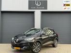 Renault Kadjar 1.2 TCe Bose / Automaat / Xenon / ACTIE, Auto's, Renault, Gebruikt, Euro 6, 4 cilinders, Zwart