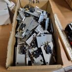 53 STUKS MICROSCHAKELAARS MET BEVESTIGINGSPLAAT