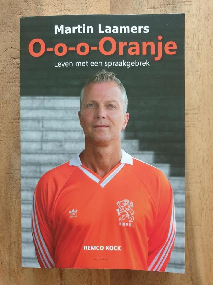 Vitesse. Boek O-o-o-Oranje - Martin Laamers, Verzamelen, Sportartikelen en Voetbal, Zo goed als nieuw, Boek of Tijdschrift, Vitesse