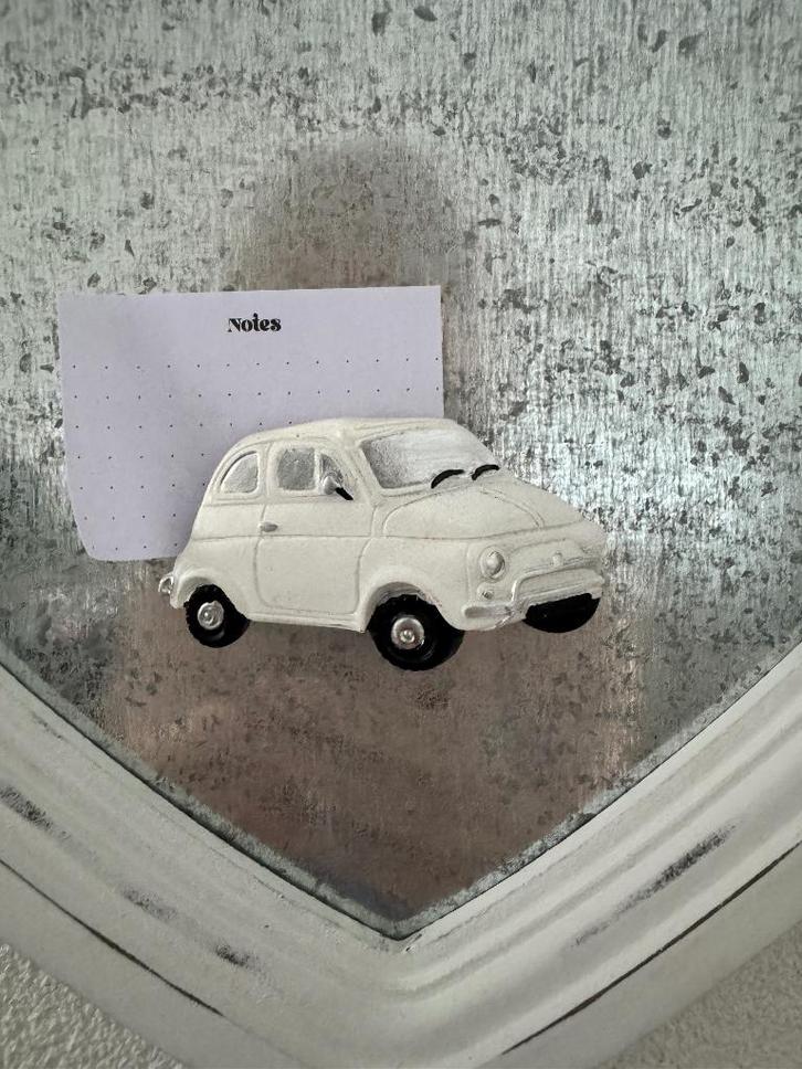 Fiat 500 magneet - wit, Huis en Inrichting, Woonaccessoires | Overige, Zo goed als nieuw, Ophalen of Verzenden