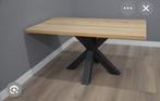 Massief Eiken Tafel Vierkant 160x160, Huis en Inrichting, 150 tot 200 cm, 200 cm of meer, Ophalen of Verzenden, Zo goed als nieuw