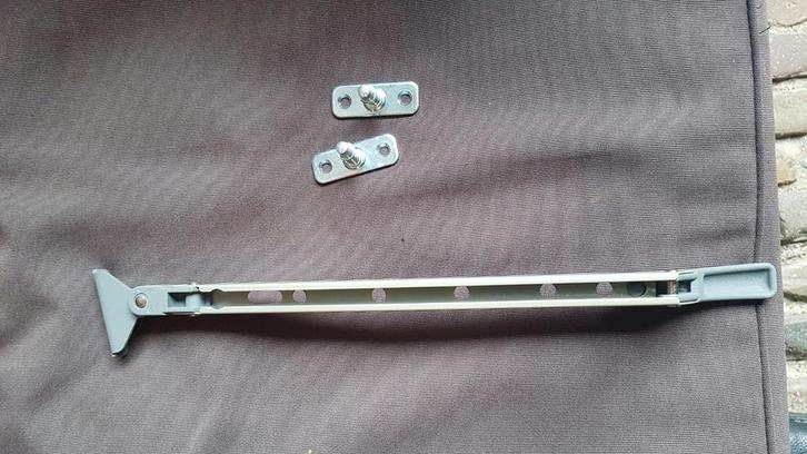 Divers Raambeslag!, Doe-het-zelf en Verbouw, Hang- en Sluitwerk, Zo goed als nieuw, Overige typen, IJzer, Ophalen of Verzenden