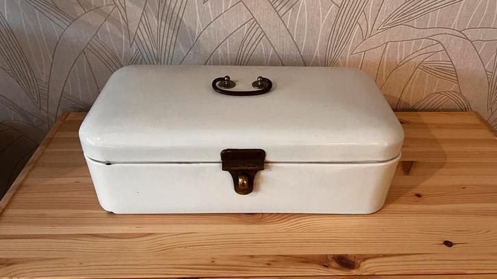 Vintage Emaille Broodtrommel - Wit, Antiek en Kunst, Antiek | Keukenbenodigdheden, Ophalen