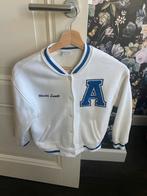 Jasje basketbal stijl Zara wit blauw letter A maat 130 (128), Ophalen of Verzenden, Zo goed als nieuw, Meisje, Jas